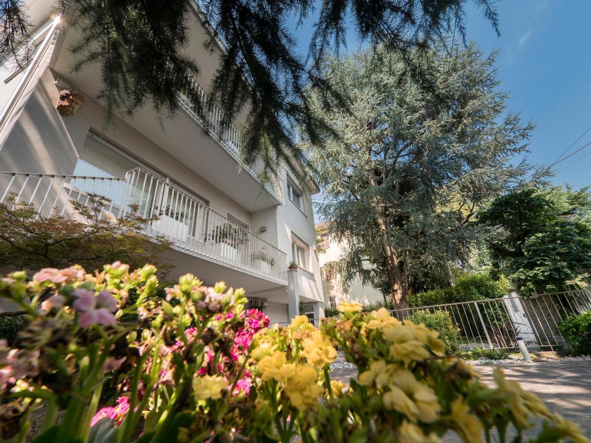 Sweet Studio In Giardino ปาโดวา ภายนอก รูปภาพ